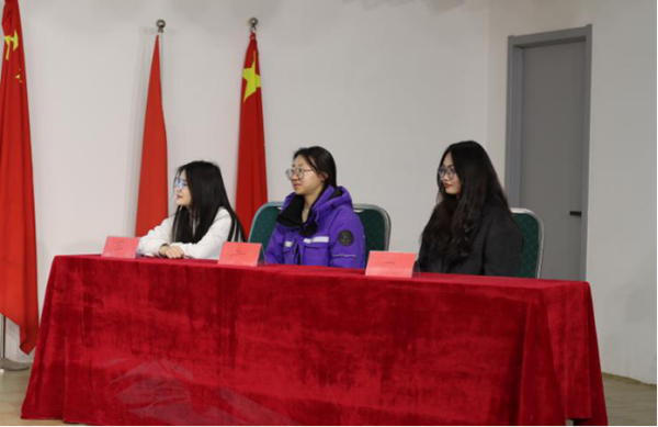 无烟校园|AC米兰中文官方网站|管理学院|以知为剑，斩禁烟之惑