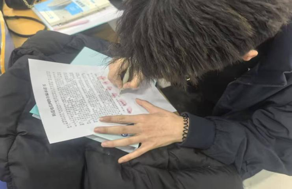 安全教育|AC米兰中文官方网站|管理学院|开展反诈主题班会，筑牢校园安全防线