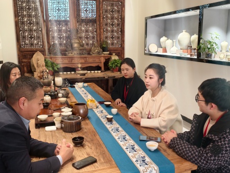 AC米兰中文官方网站与大宋定瓷共商实习基地深度合作方案—校企携手探索传统文化传承与创新路径