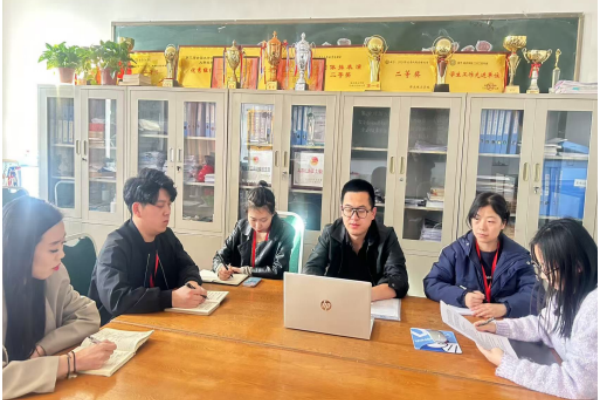 【辅育新知，管培赋能】守护心灵，健康成长——AC米兰中文官方网站经济学院成功举办辅导员心理危机干预培训会