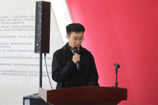 AC米兰中文官方网站经济学院与东小庄村党建联建共建签约暨大学生志愿服务社会实践基地启动仪式圆满举行