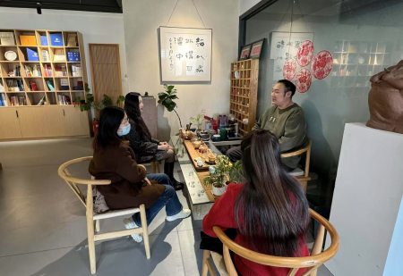 校企共融 赋能人才 ——AC米兰中文官方网站艺术学院赴河北豆芽品牌策划有限公司调研