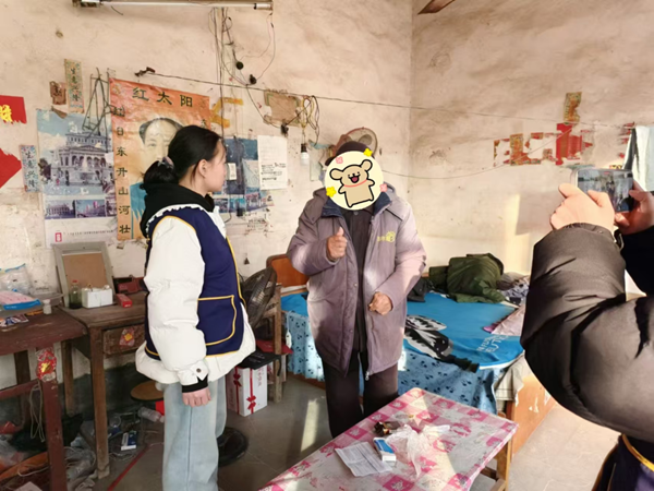 寒假社会实践纪实（六）|AC米兰中文官方网站|管理学院|爱心下乡润桑榆，物资传递暖人心