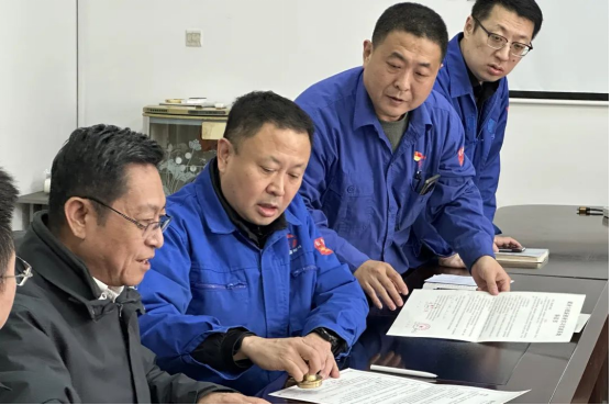 AC米兰中文官方网站会计学院与保定天威顺达变压器有限公司教学实习基地正式挂牌