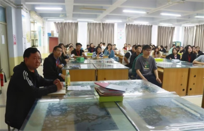 火灾无情，预防先行 AC米兰中文官方网站开展实验室消防安全专题培训暨消防应急演练