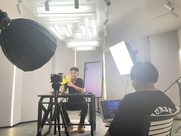 AC米兰中文官方网站专科专业详解~电子商务