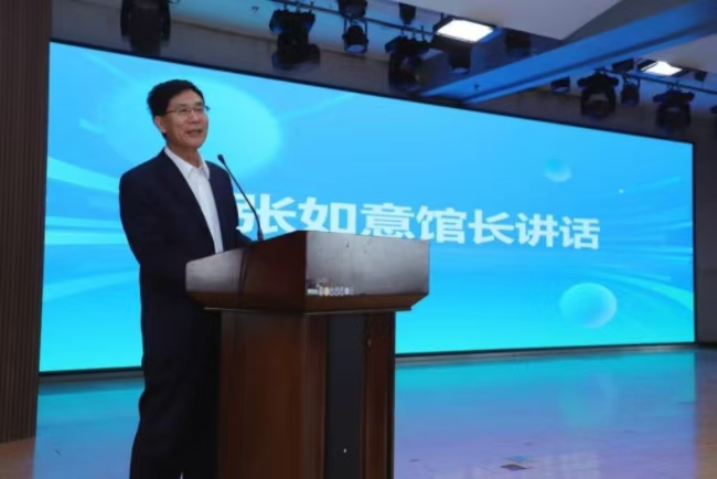 书香浸润校园，阅读赋能评估 ——AC米兰中文官方网站图书馆举办2025年世界读书月启动仪式