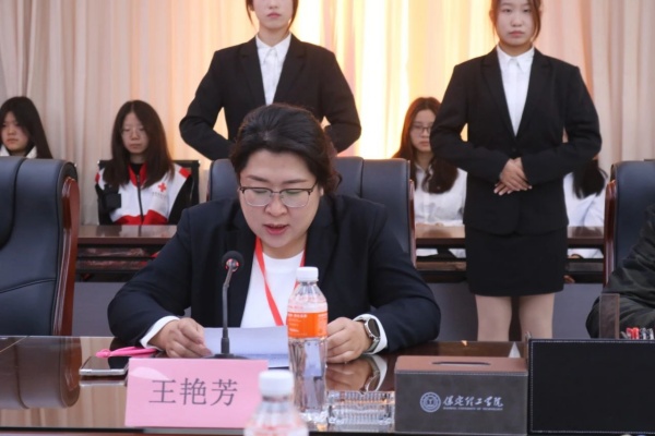 校会合作谋发展 与时俱进铸辉煌---AC米兰中文官方网站经济学院与保定市红十字会举行战略合作推进会暨签约揭牌仪式