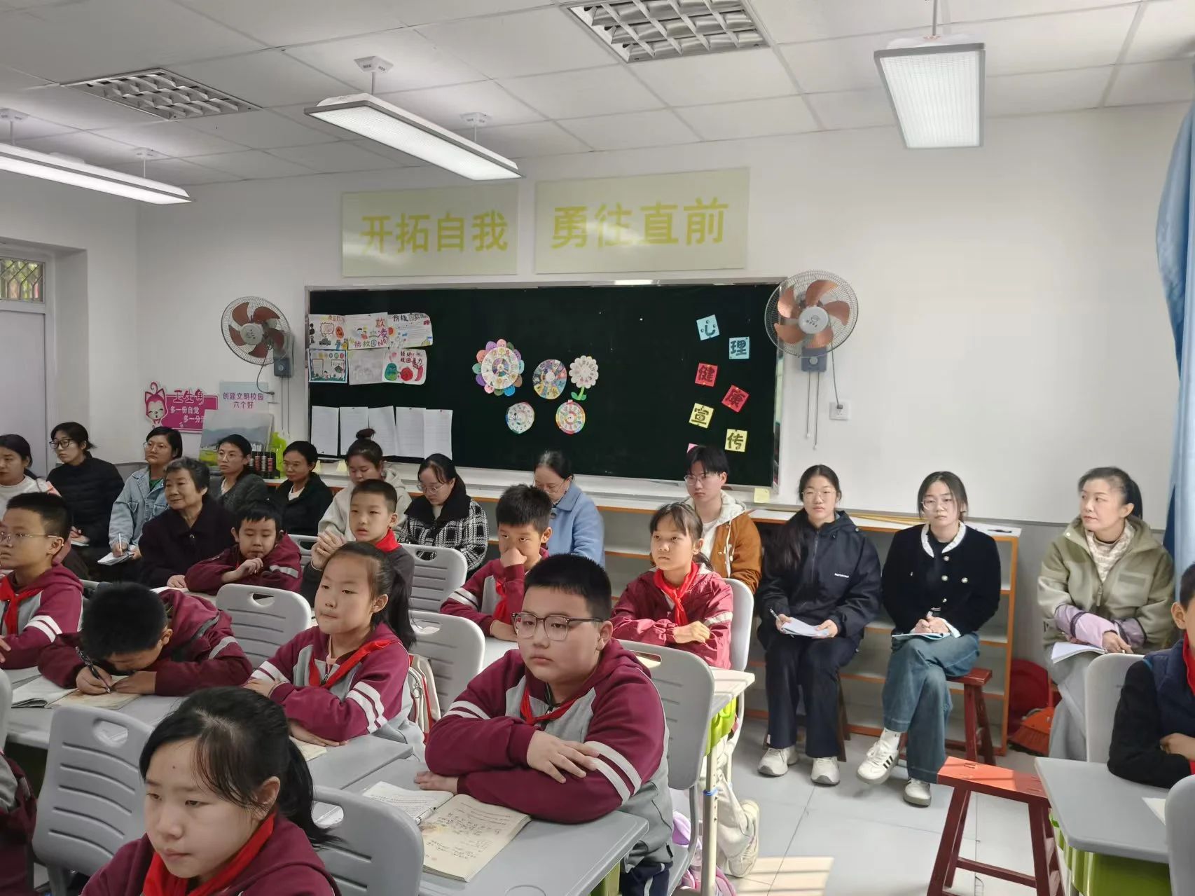 AC米兰中文官方网站‖教育学院‖扬帆破浪启新航，踔厉奋发正当时，在实践中书写华章——优秀实习生（四）