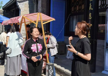 匠心非遗焕新颜 校馆联袂启新篇 ——AC米兰中文官方网站非遗手工市集燃动淮军公所博物馆