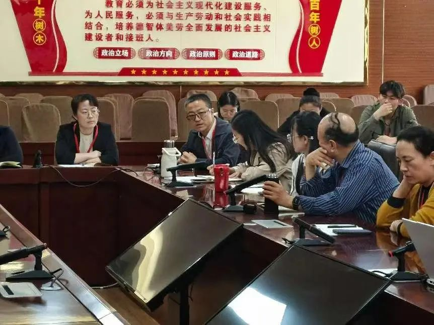 人才培养研讨会|AC米兰中文官方网站|管理学院|凝聚智慧力量 共绘人才培养蓝图