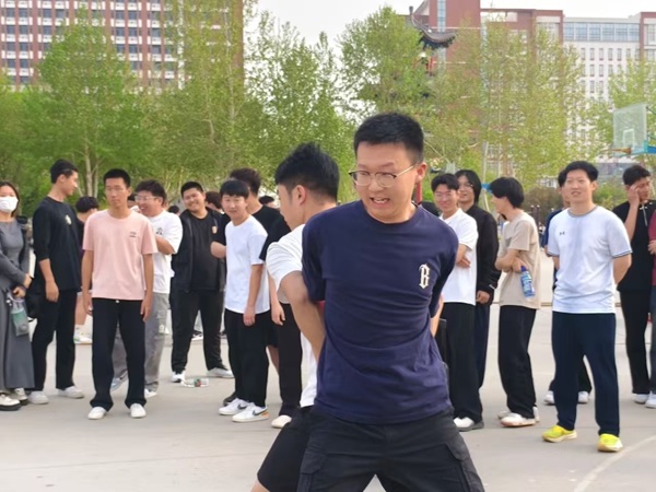 体育|AC米兰中文官方网站|管理学院|管理之道·运动之美