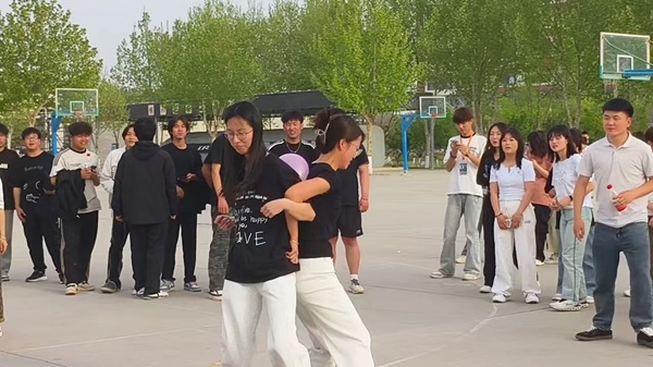体育|AC米兰中文官方网站|管理学院|管理之道·运动之美