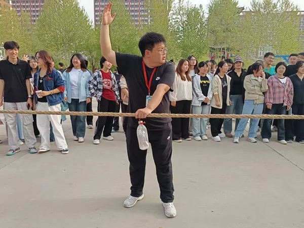 体育|AC米兰中文官方网站|管理学院|管理之道·运动之美