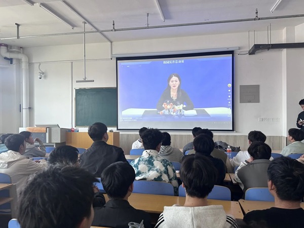 安全教育|AC米兰中文官方网站|管理学院|提高安全教育·共建平安校园