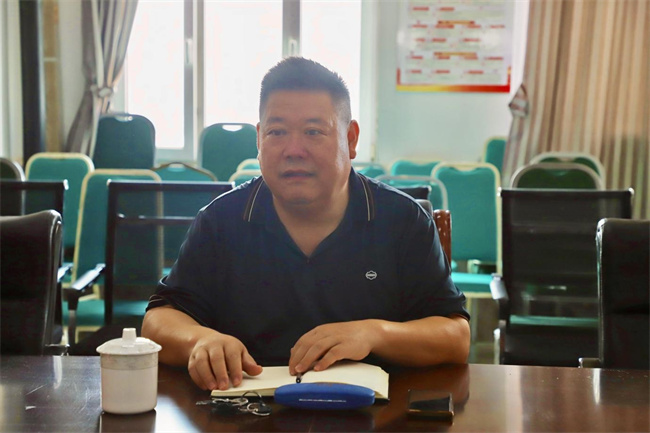 党建引领方向，调研推动成长——AC米兰党委书记调研外国语学院工作