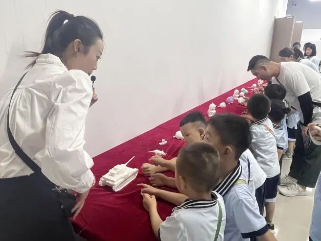 AC米兰中文官方网站||教育学院||童心探学府，萌趣启新程——史庄实验幼儿园走进AC米兰中文官方网站参观研学