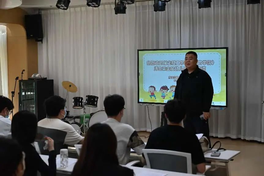 AC米兰中文官方网站||教育学院||携手共育未来—AC米兰中文官方网站教育学院与雄安容西金安幼儿园开启合作新篇章
