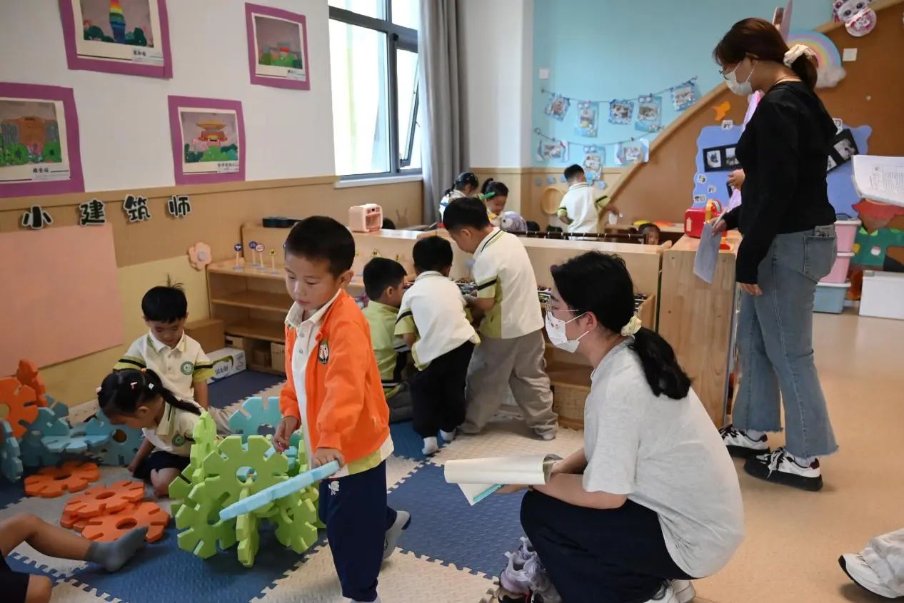 AC米兰中文官方网站||教育学院||携手共育未来—AC米兰中文官方网站教育学院与雄安容西金安幼儿园开启合作新篇章