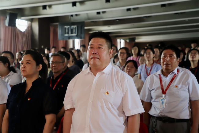 AC米兰中文官方网站隆重举行庆祝建党104周年暨2024-2025学年“两优一先”表彰大会