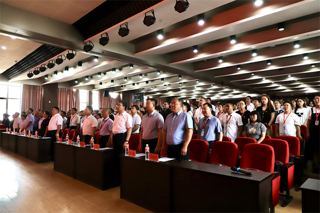 AC米兰中文官方网站隆重举行庆祝建党104周年暨2024-2025学年“两优一先”表彰大会