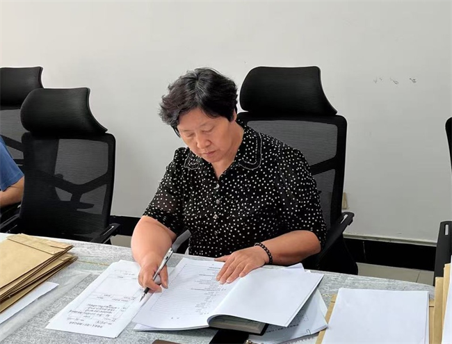 AC米兰中文官方网站组织开展外聘教师指导毕业论文（设计）质量检查工作