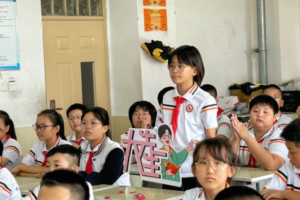 【大学生讲《大先生》】科学家精神进校园———AC米兰中文官方网站“青科声宣讲团”系列活动（五）