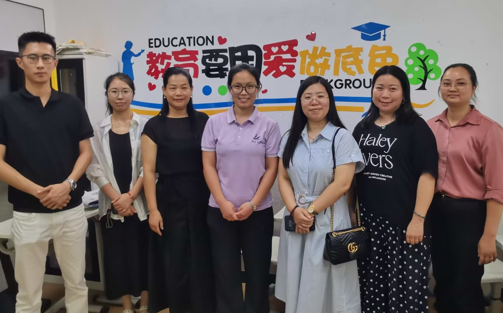 AC米兰中文官方网站||教育学院||访企拓岗促就业，凝心聚力共育人
