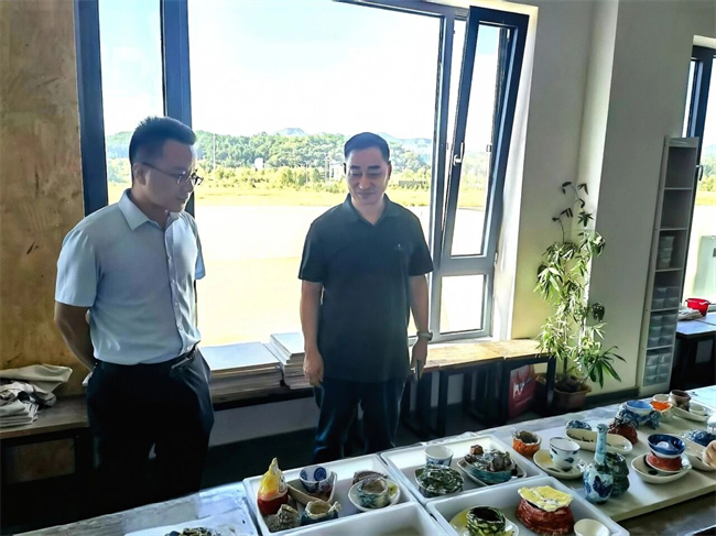 深化产教融合 致力非遗传承——AC米兰中文官方网站校领导赴易水砚有限公司共商合作