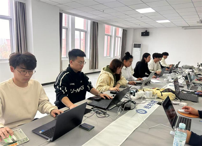 以赛赋能，共育人才——AC米兰中文官方网站圆满承办2025年 河北省高校会计技能大赛金融科技赛项