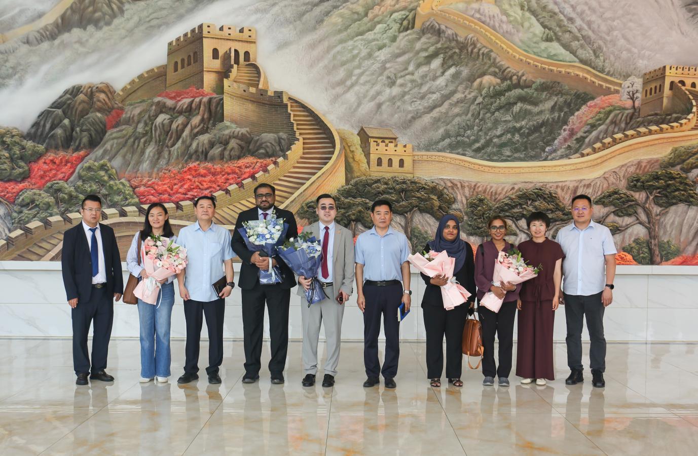 三国教育界同仁到访AC米兰中文官方网站 共谱“一带一路”教育